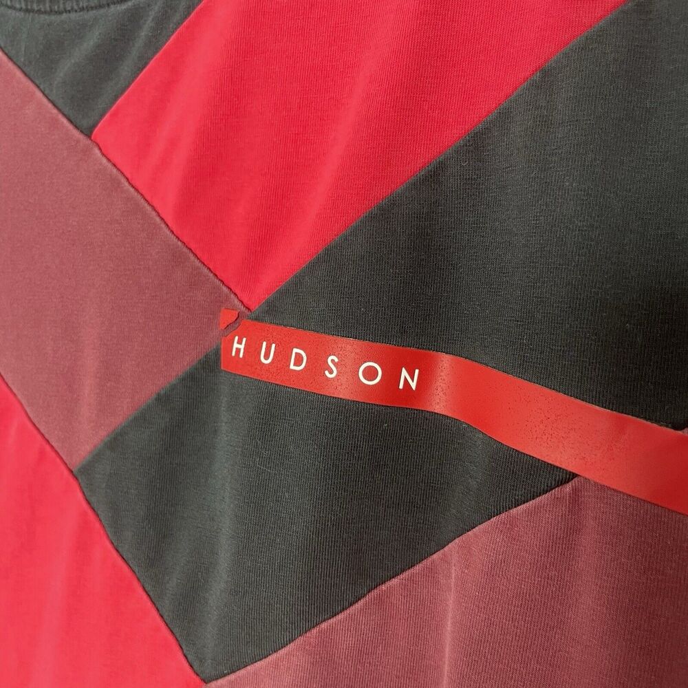 Hudson Outerwear S Red Black Striped Asymmetrical Hem Tee Punk Skater Streetwear - Picture 5 of 9
